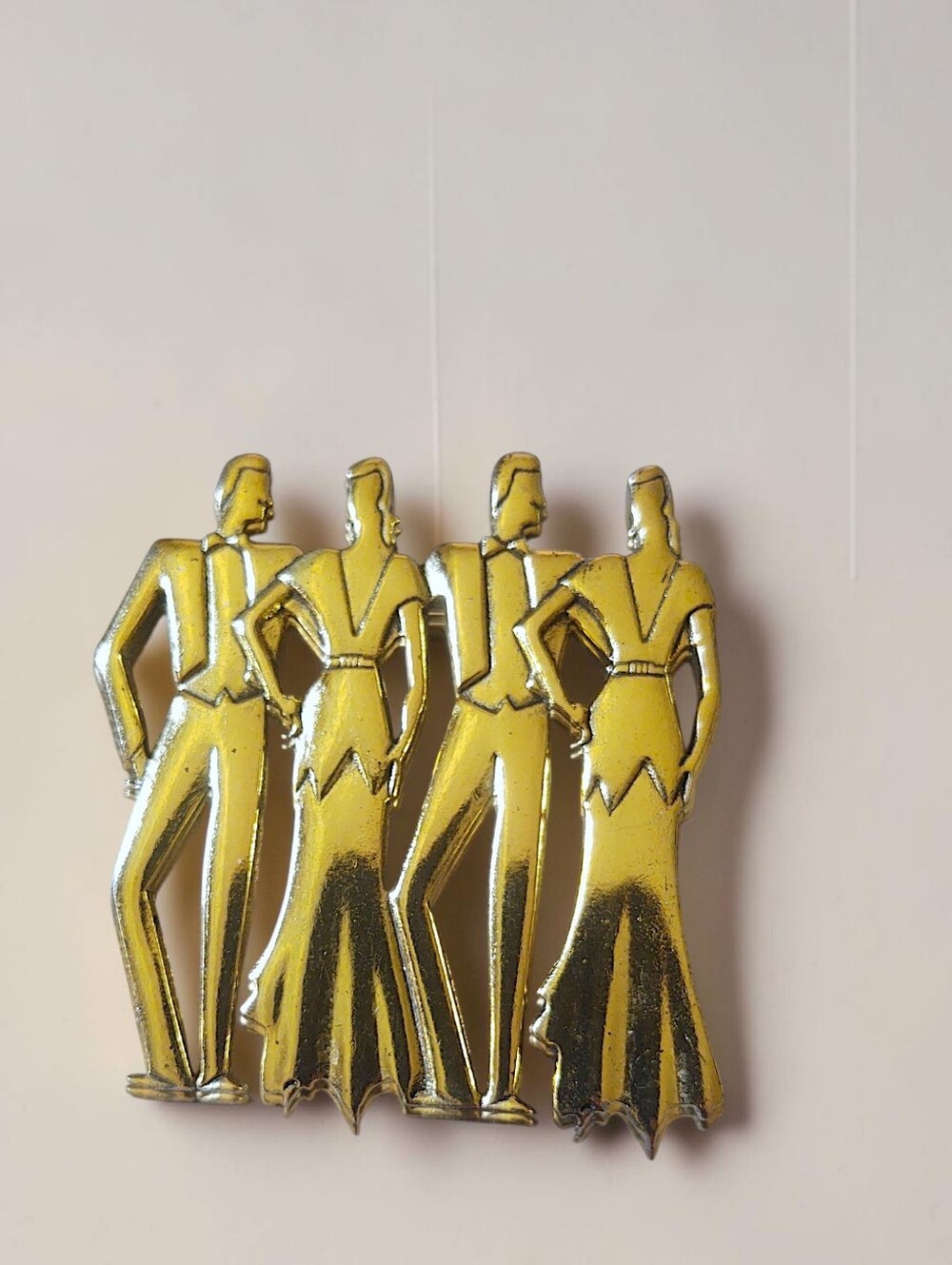 Glamour Friends Brooch